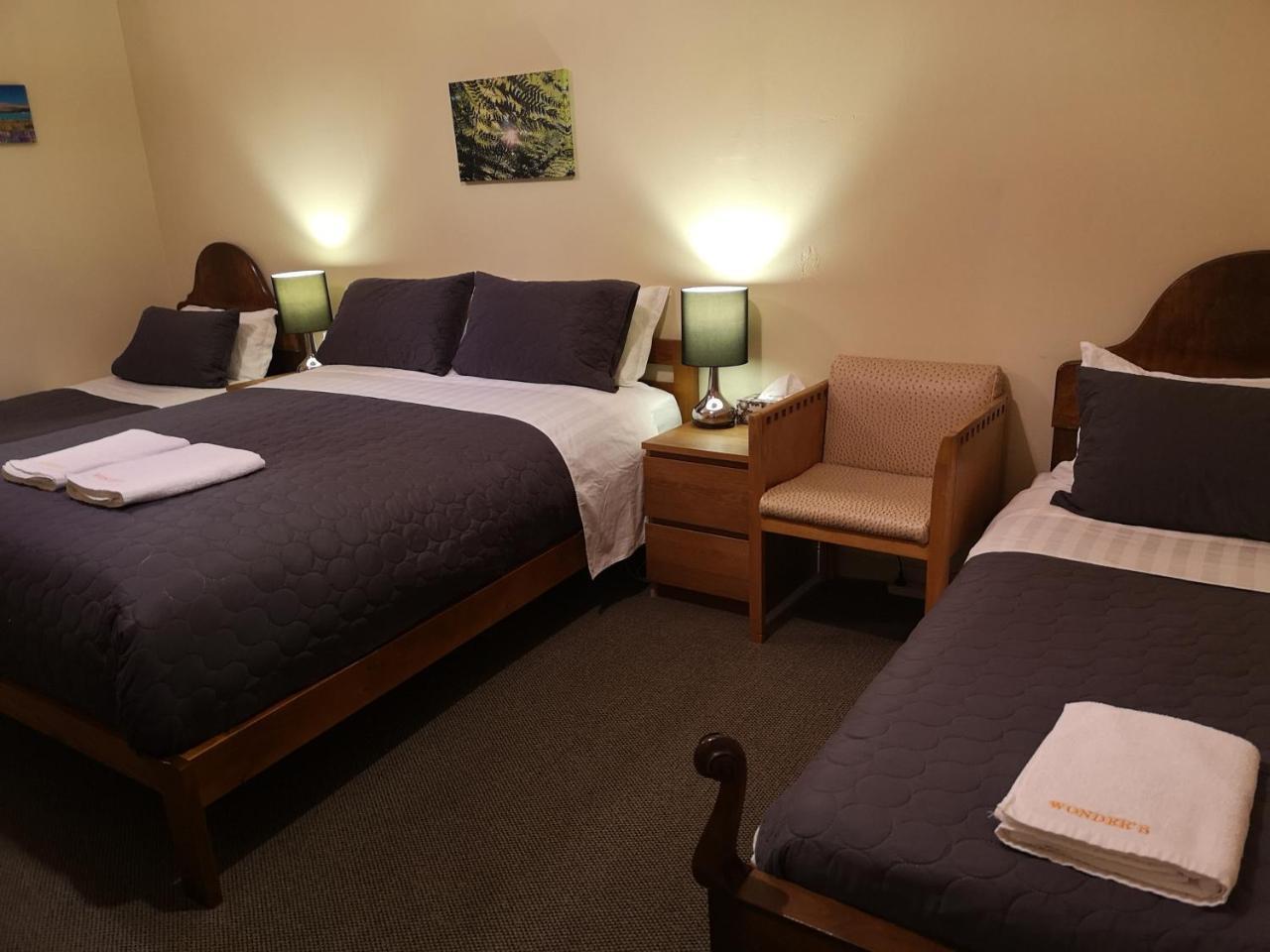 Golden Cross Hotel Waihi Kültér fotó