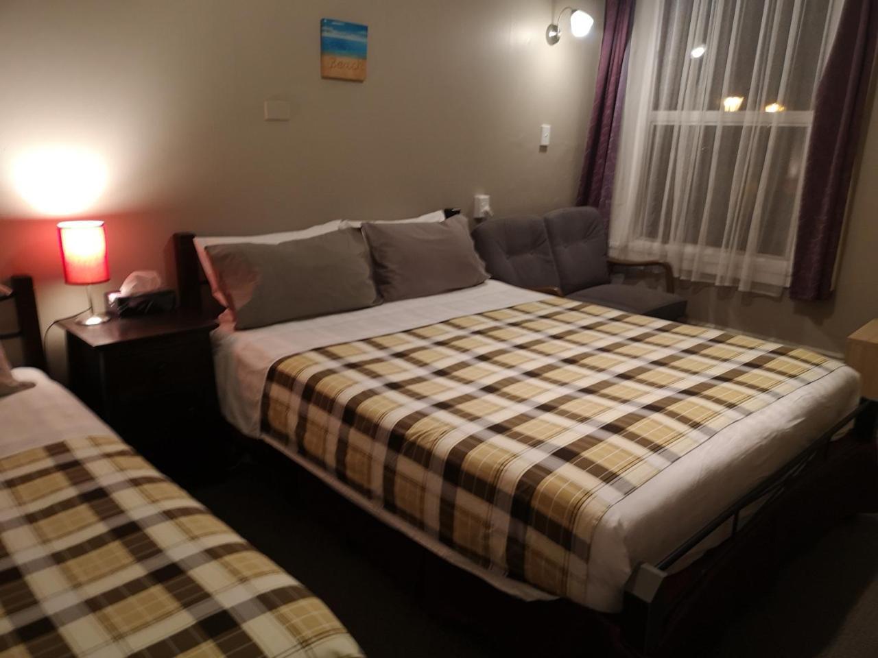 Golden Cross Hotel Waihi Kültér fotó