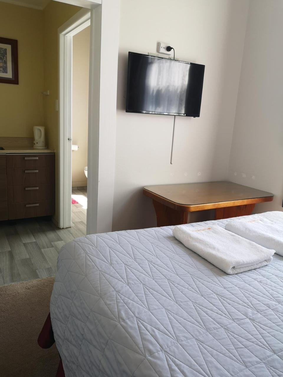 Golden Cross Hotel Waihi Kültér fotó